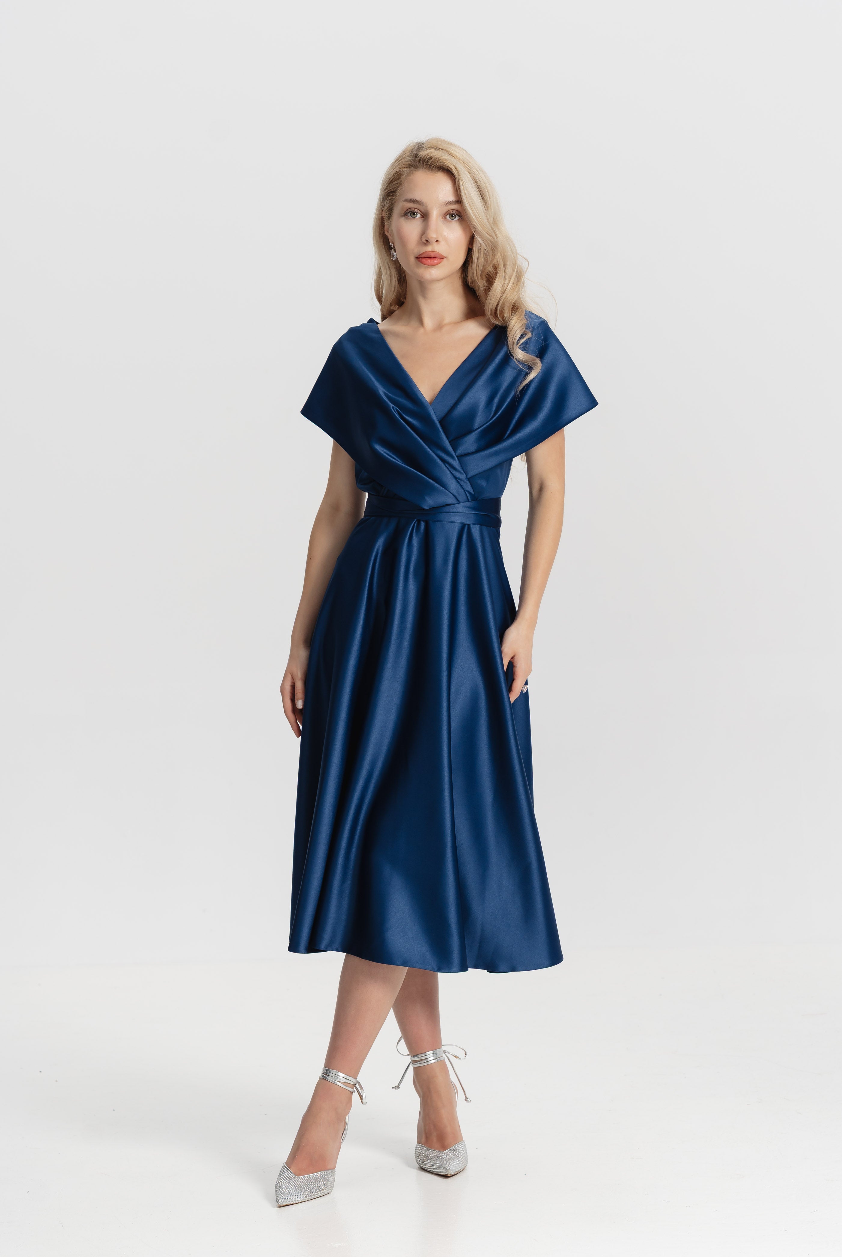 Rochie de ocazie Chic midi albastra
