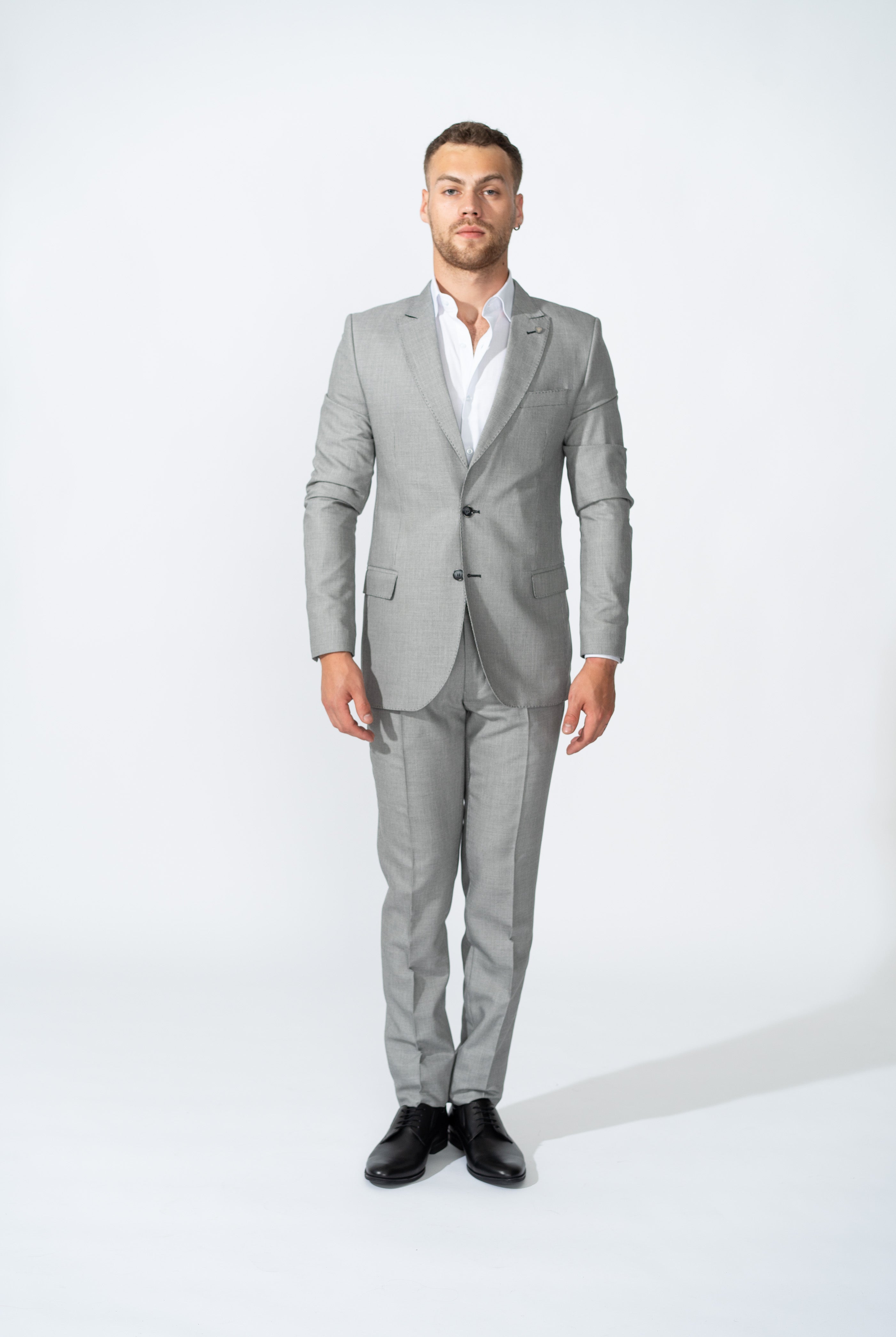 Costum gri slim