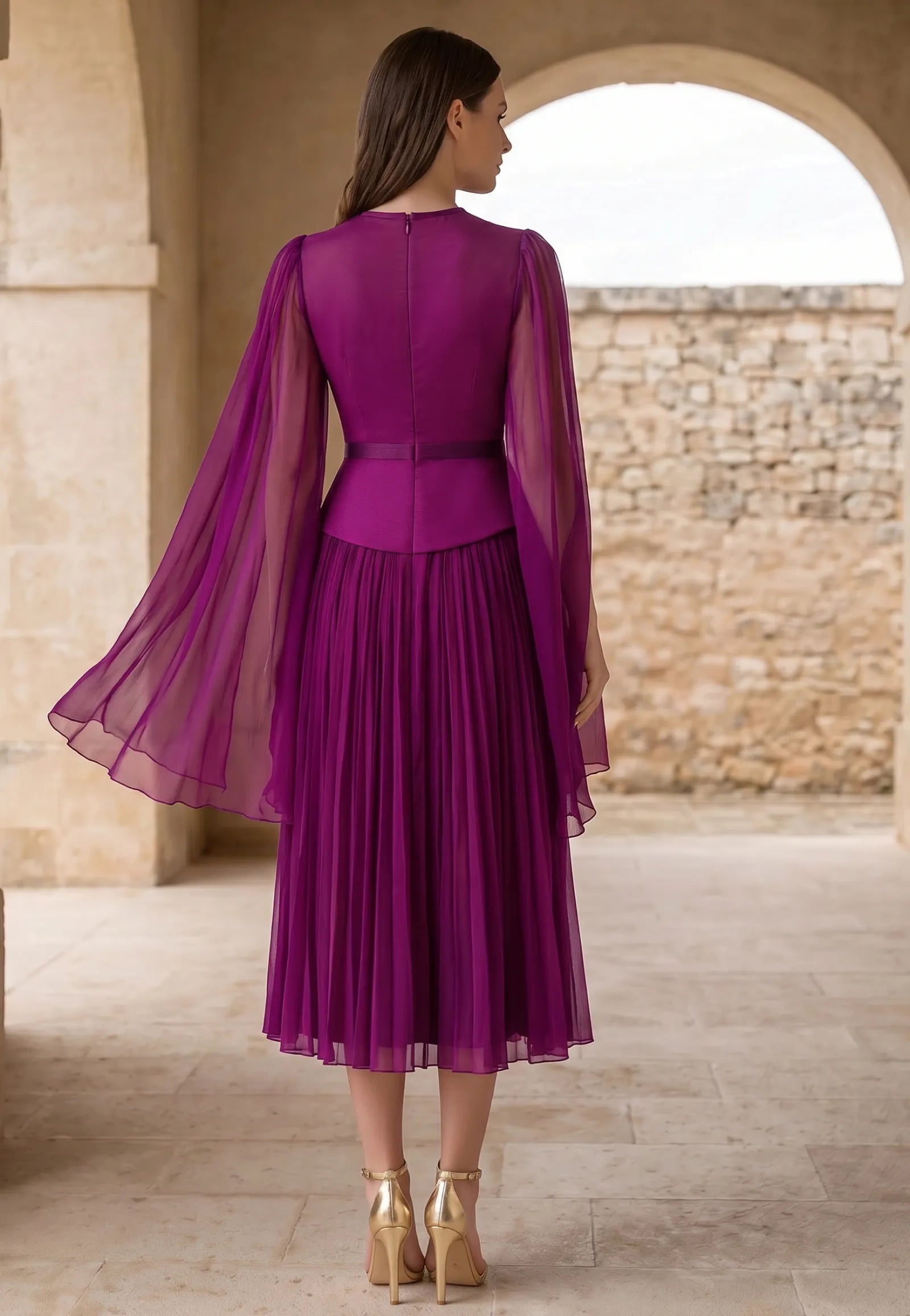 Rochie Kasia midi magenta - vedere din spate